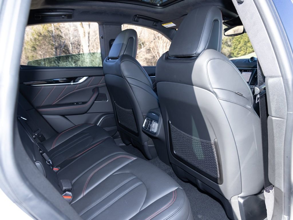 Used 2024 Maserati Levante Modena Ultima image 38