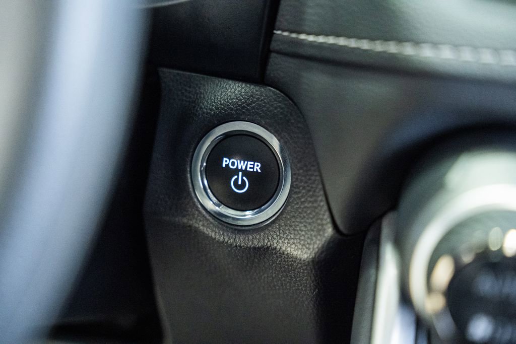 Used 2025 Toyota RAV4 XLE image 20