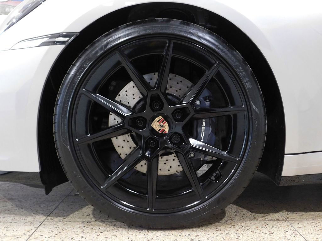 Used 2025 Porsche 911 Carrera T image 28