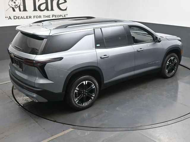New 2027 Chevrolet Traverse LT w/ Sun and Wheel Package FWD image 19