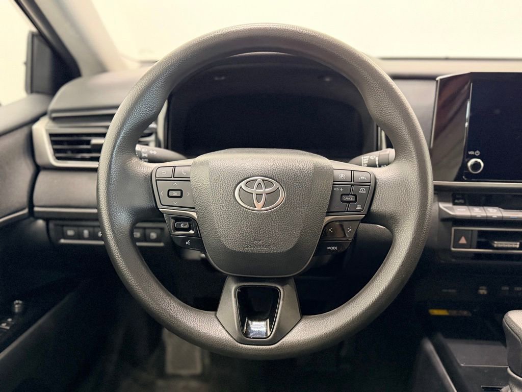 Used 2025 Toyota Camry LE FWD image 14
