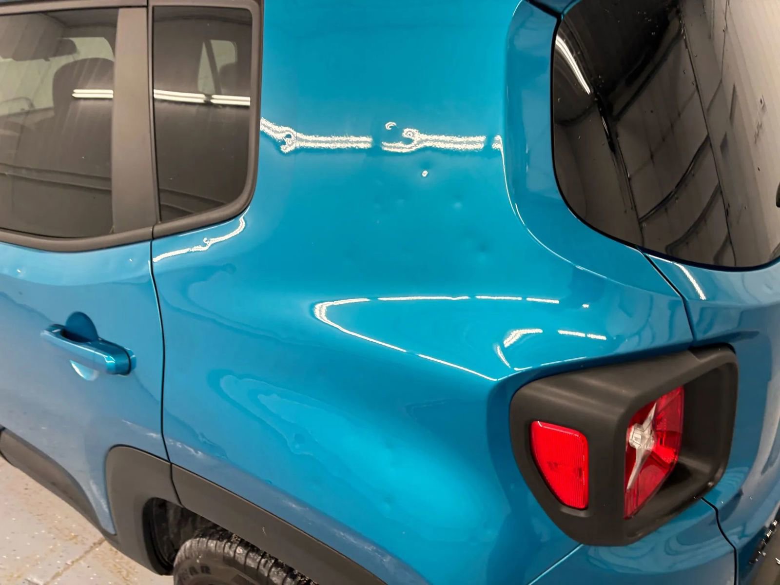 Used 2022 Jeep Renegade Altitude image 22