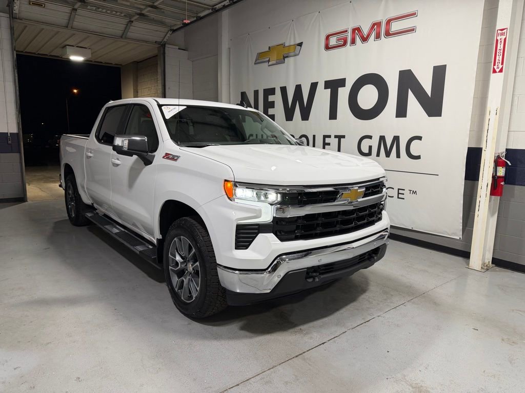 New 2026 Chevrolet Silverado 1500 LT w/ Z71 Off-Road Package image 2