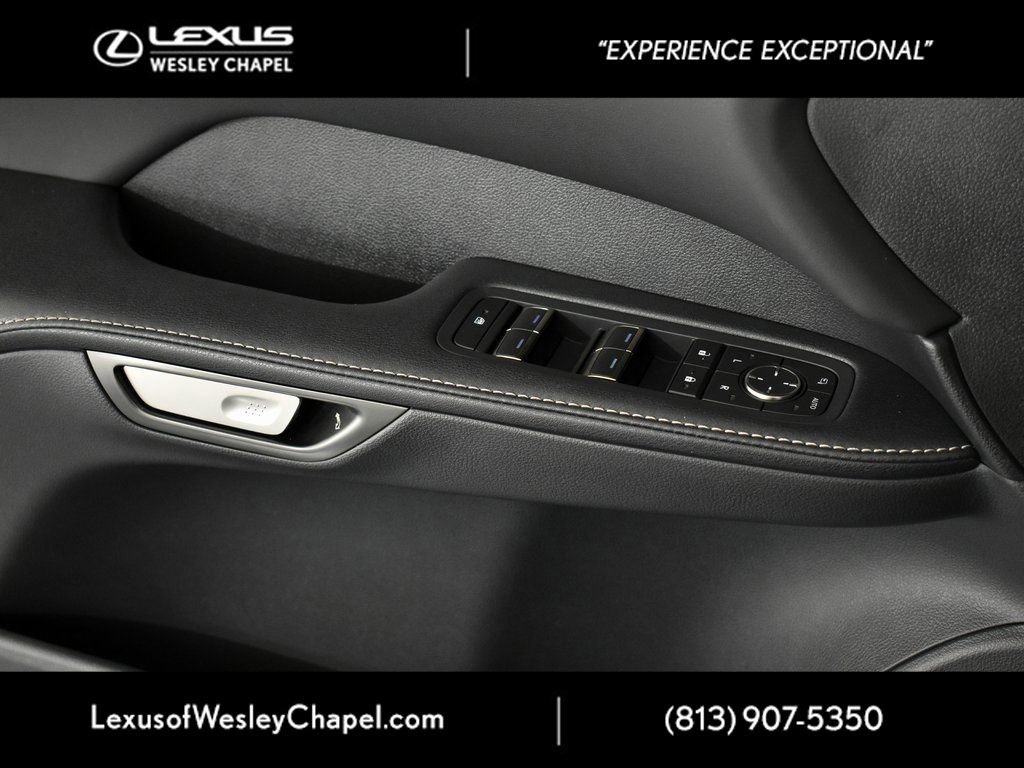 Used 2025 Lexus RX 350 Premium image 35