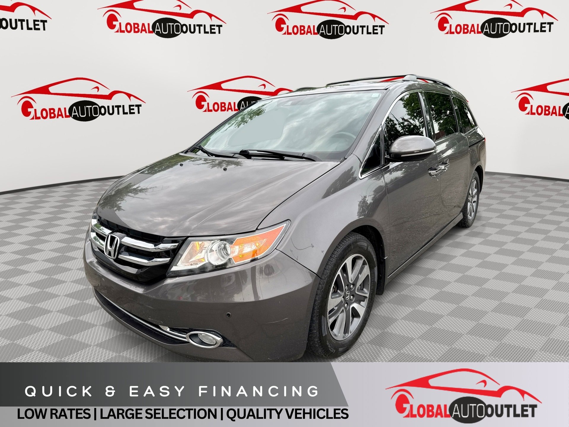 Used 2014 Honda Odyssey Touring image 1