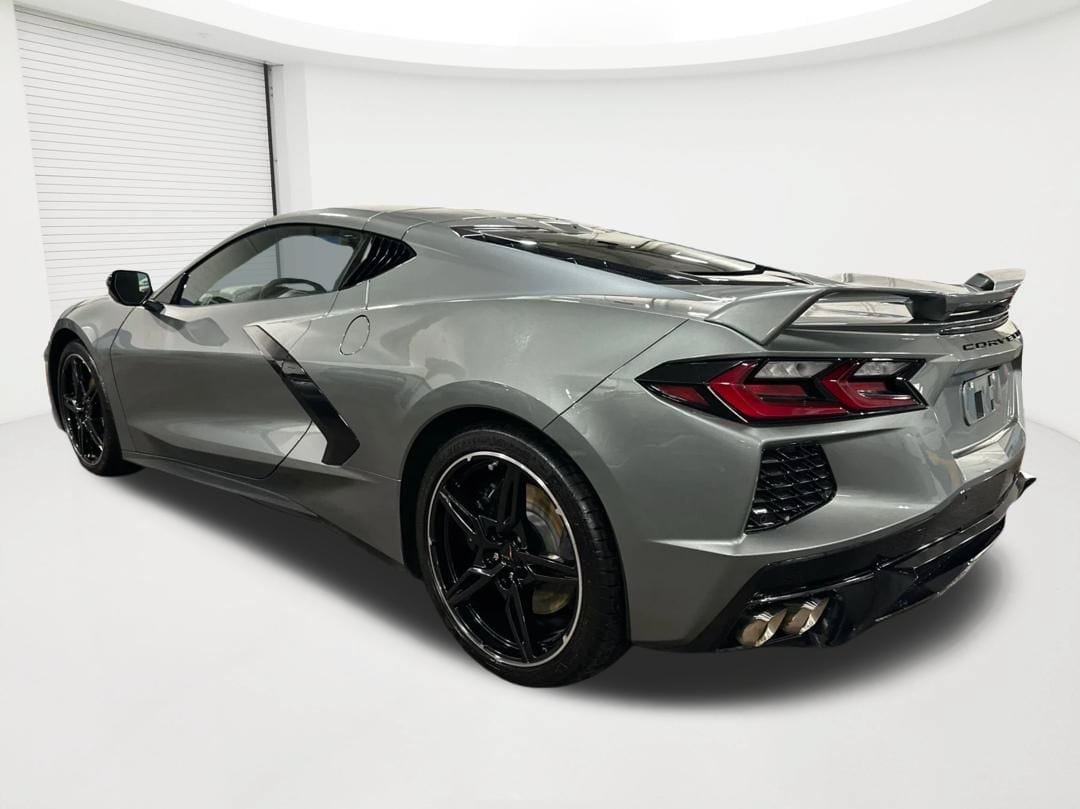 Used 2023 Chevrolet Corvette Stingray Premium Cpe w/ Z51 Performance Package RWD image 7