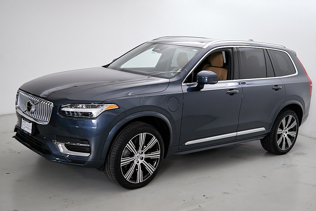 Certified 2024 Volvo XC90 T8 Ultimate AWD/4WD image 6