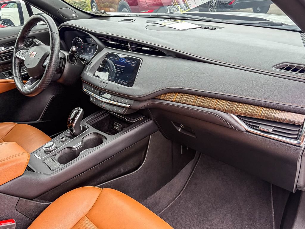 Used 2021 Cadillac XT4 Sport FWD image 31