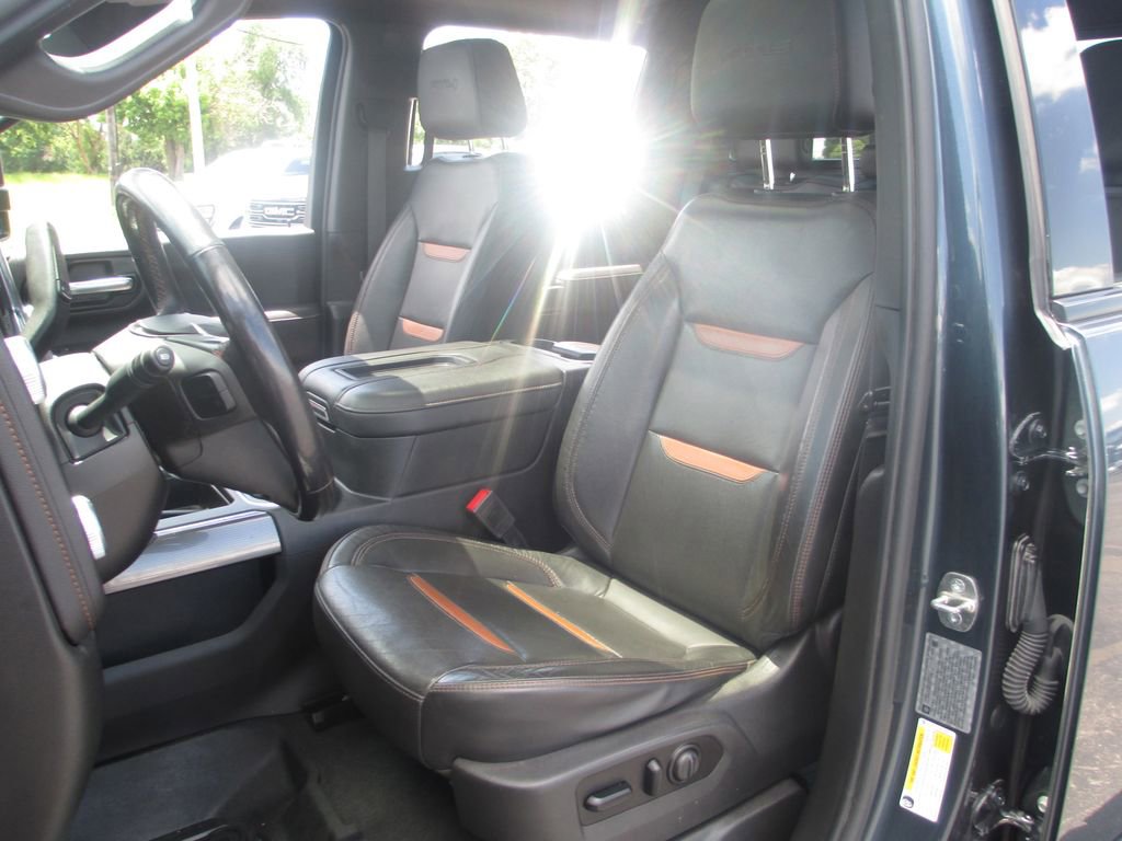 Used 2020 GMC Sierra 3500 AT4 w/ AT4 Premium Package AWD/4WD image 24