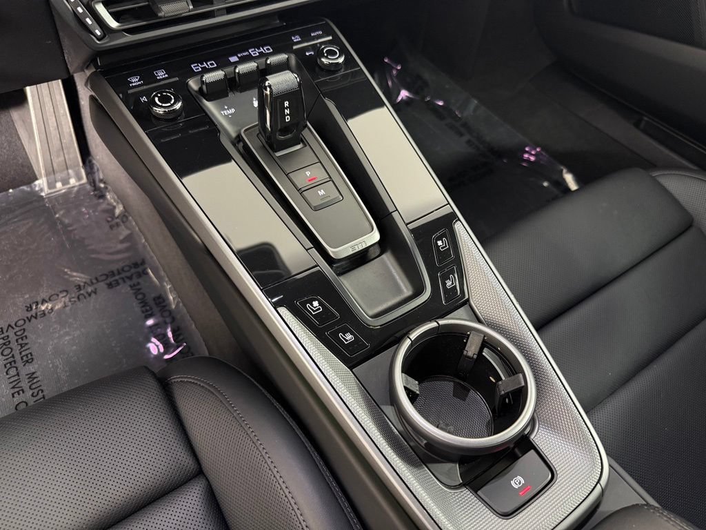 Certified 2024 Porsche 911 Carrera 4S AWD/4WD image 25