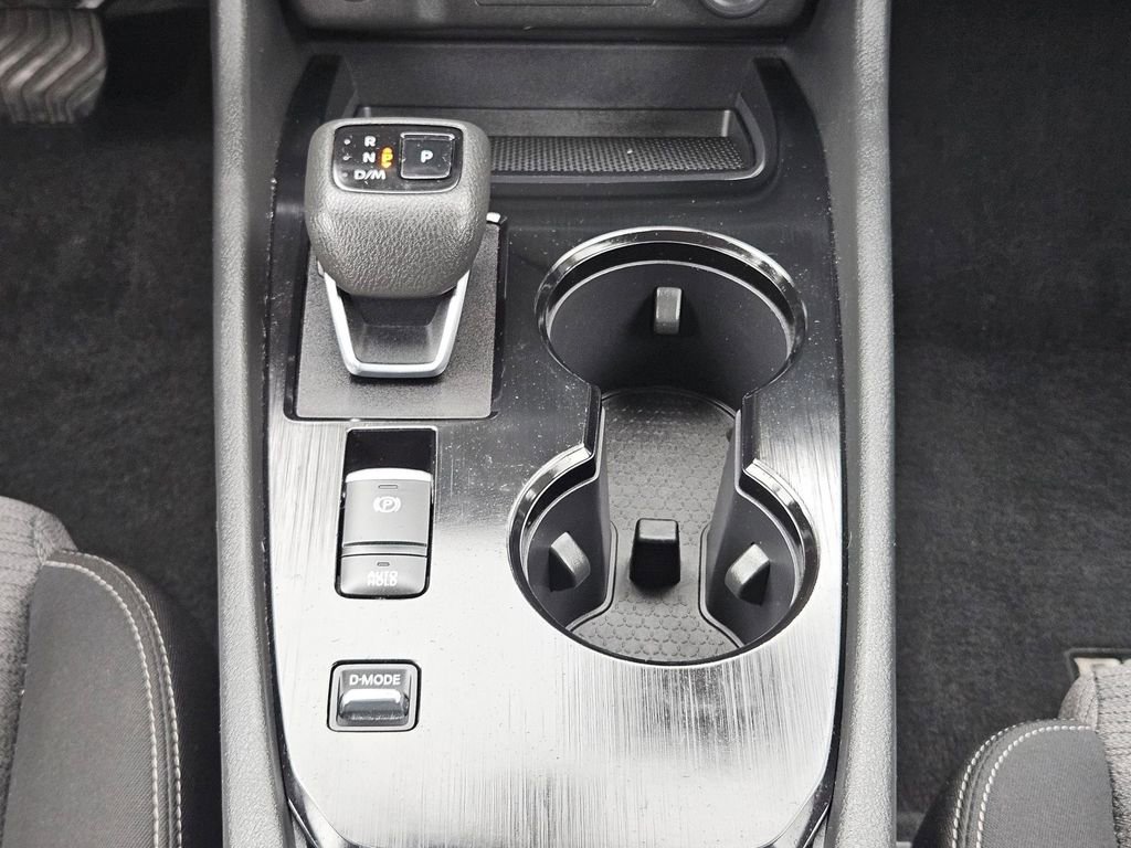 Used 2023 Nissan Rogue SV image 21