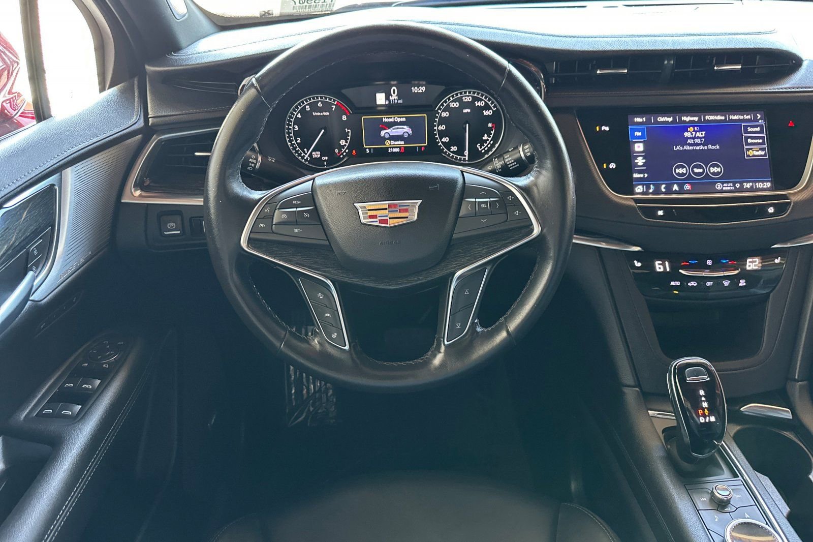 Certified 2023 Cadillac XT5 Premium Luxury FWD image 17