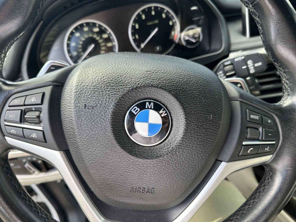 Used 2018 BMW X5 xDrive40e image 11