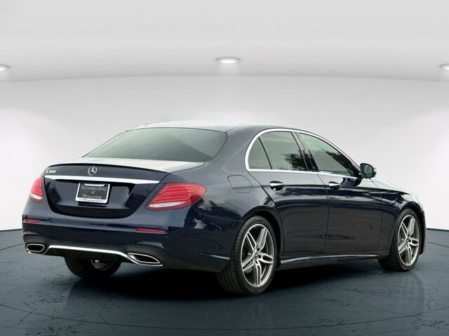 Used 2018 Mercedes-Benz E 300 image 7