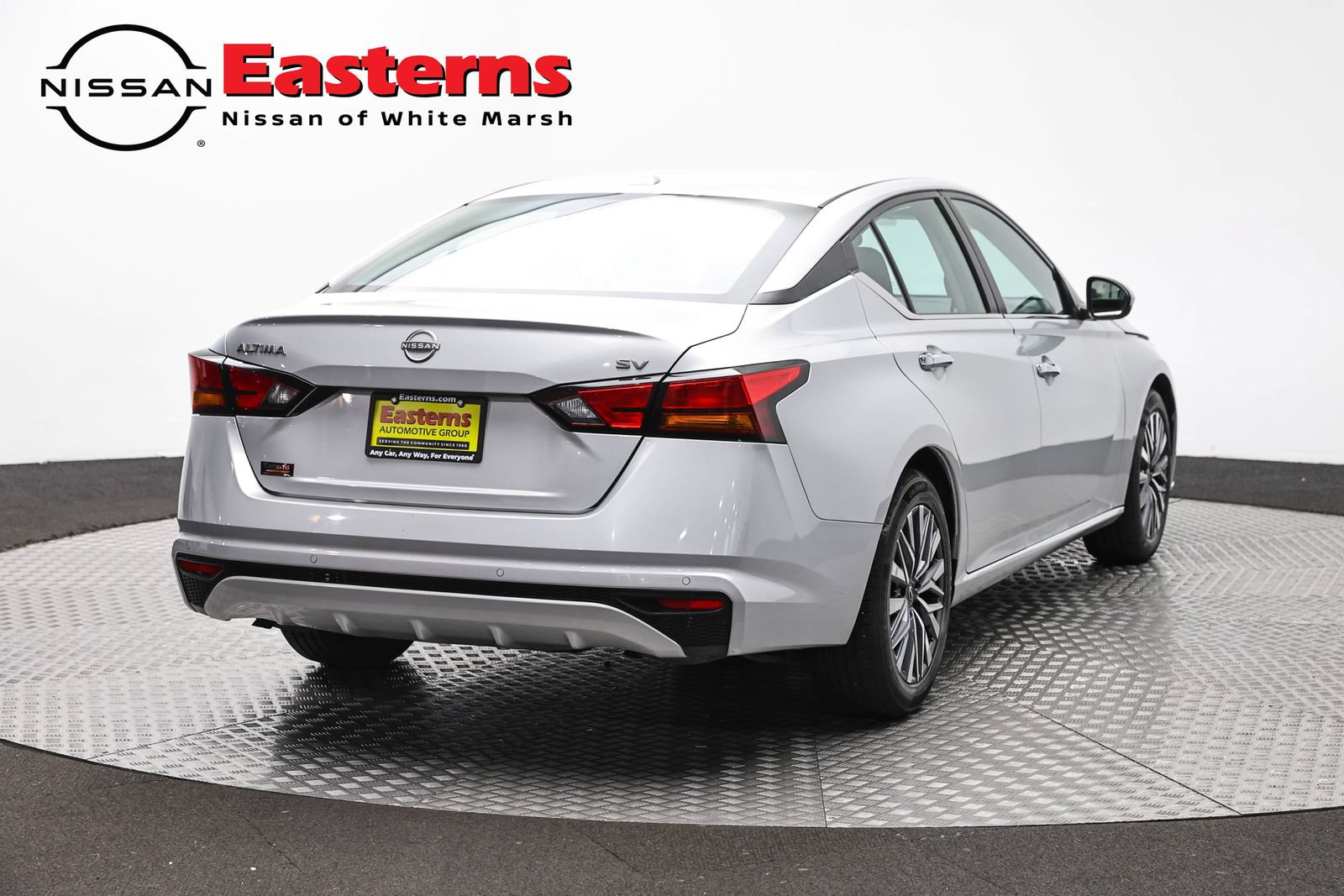 Used 2023 Nissan Altima 2.5 SV FWD image 5