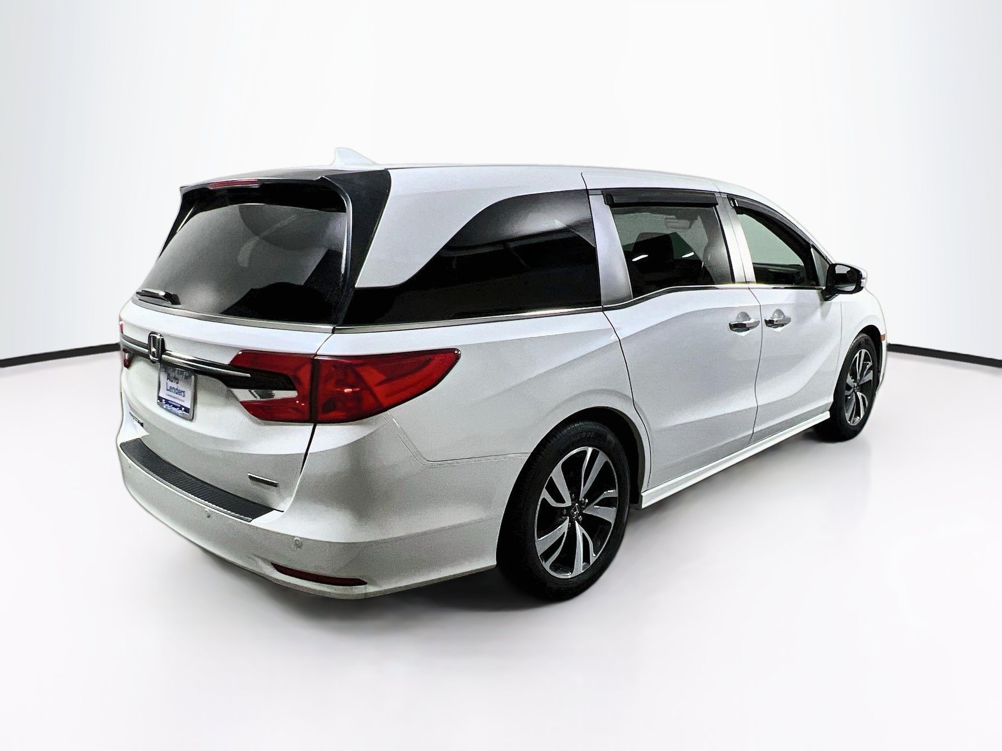 Used 2021 Honda Odyssey Touring image 5