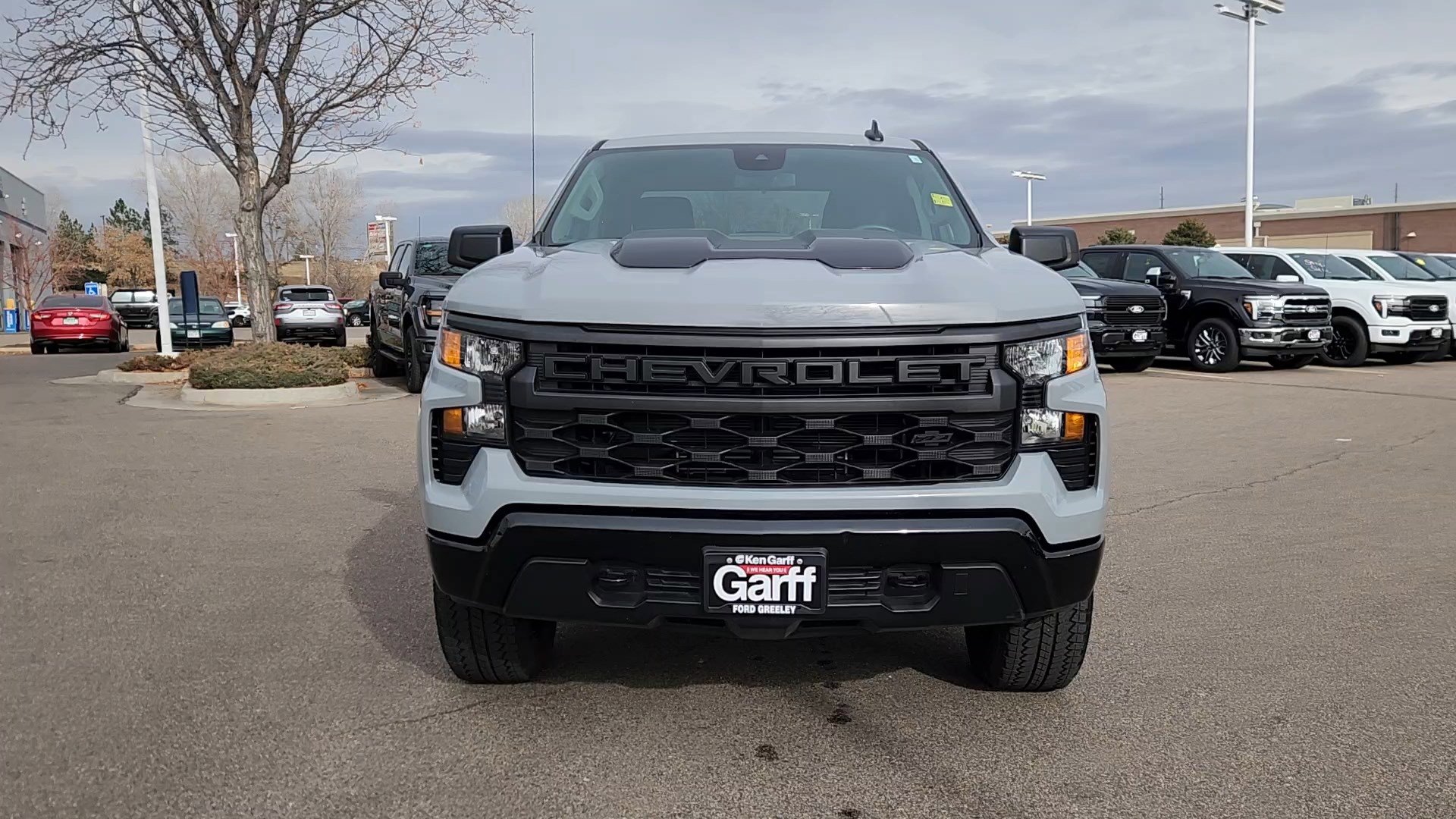 Used 2024 Chevrolet Silverado 1500 Custom Trail Boss w/ Turbomax Blackout Package image 3