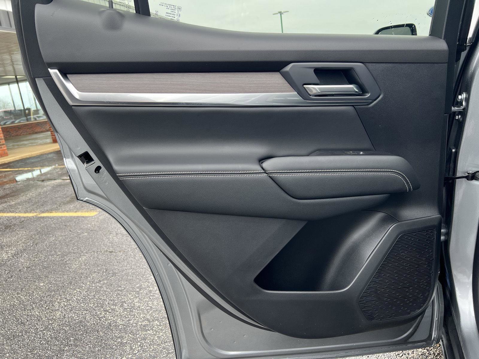 New 2026 GMC Terrain Denali image 17