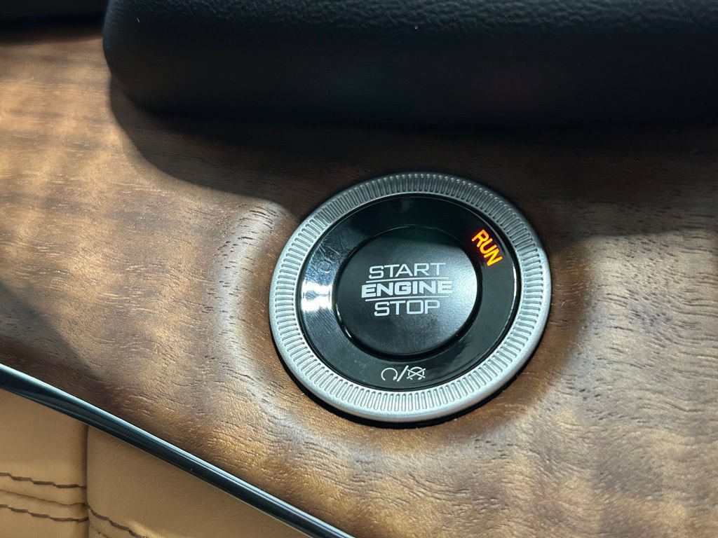 New 2025 Jeep Grand Cherokee Summit AWD/4WD image 52