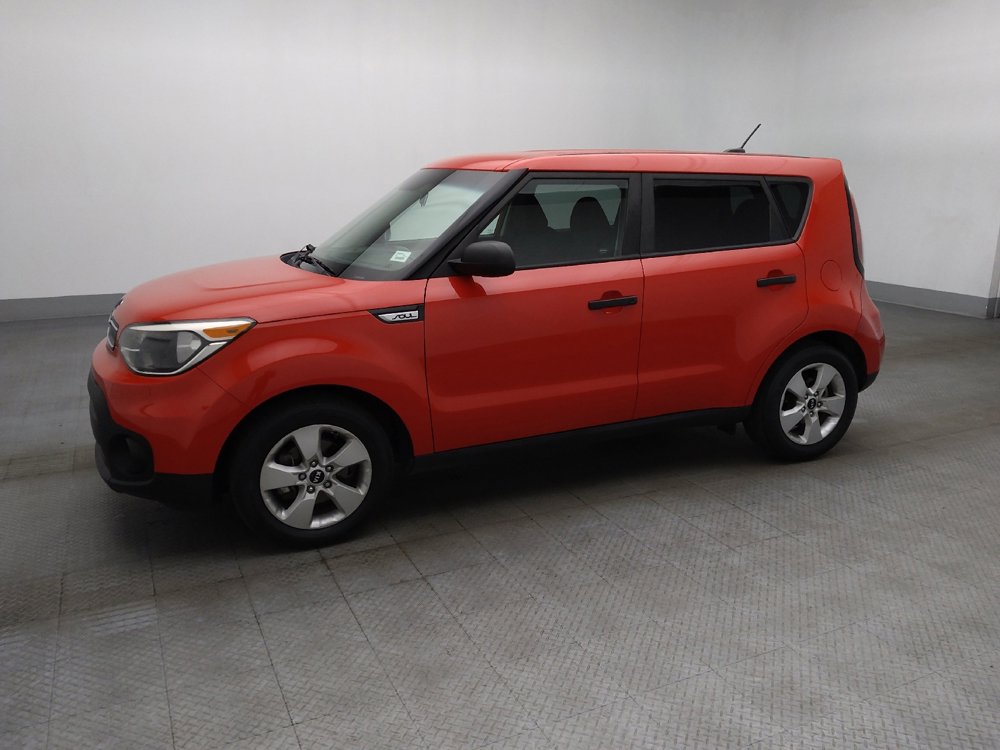 Used 2019 Kia Soul FWD image 2