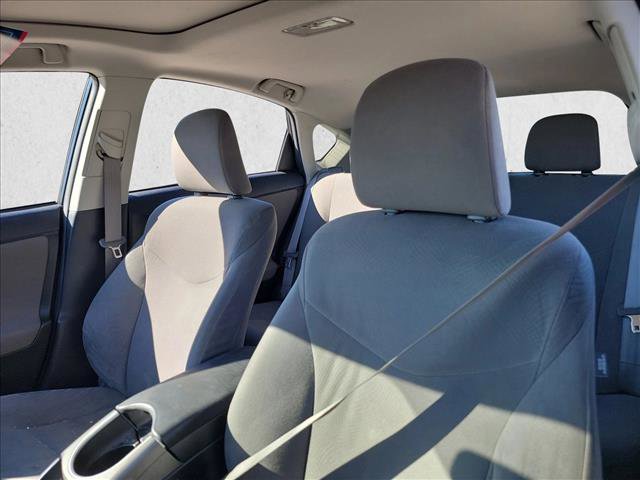 Used 2014 Toyota Prius Three image 13