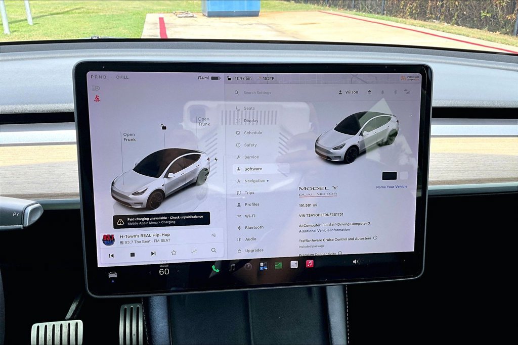 Used 2022 Tesla Model Y Performance AWD/4WD image 30