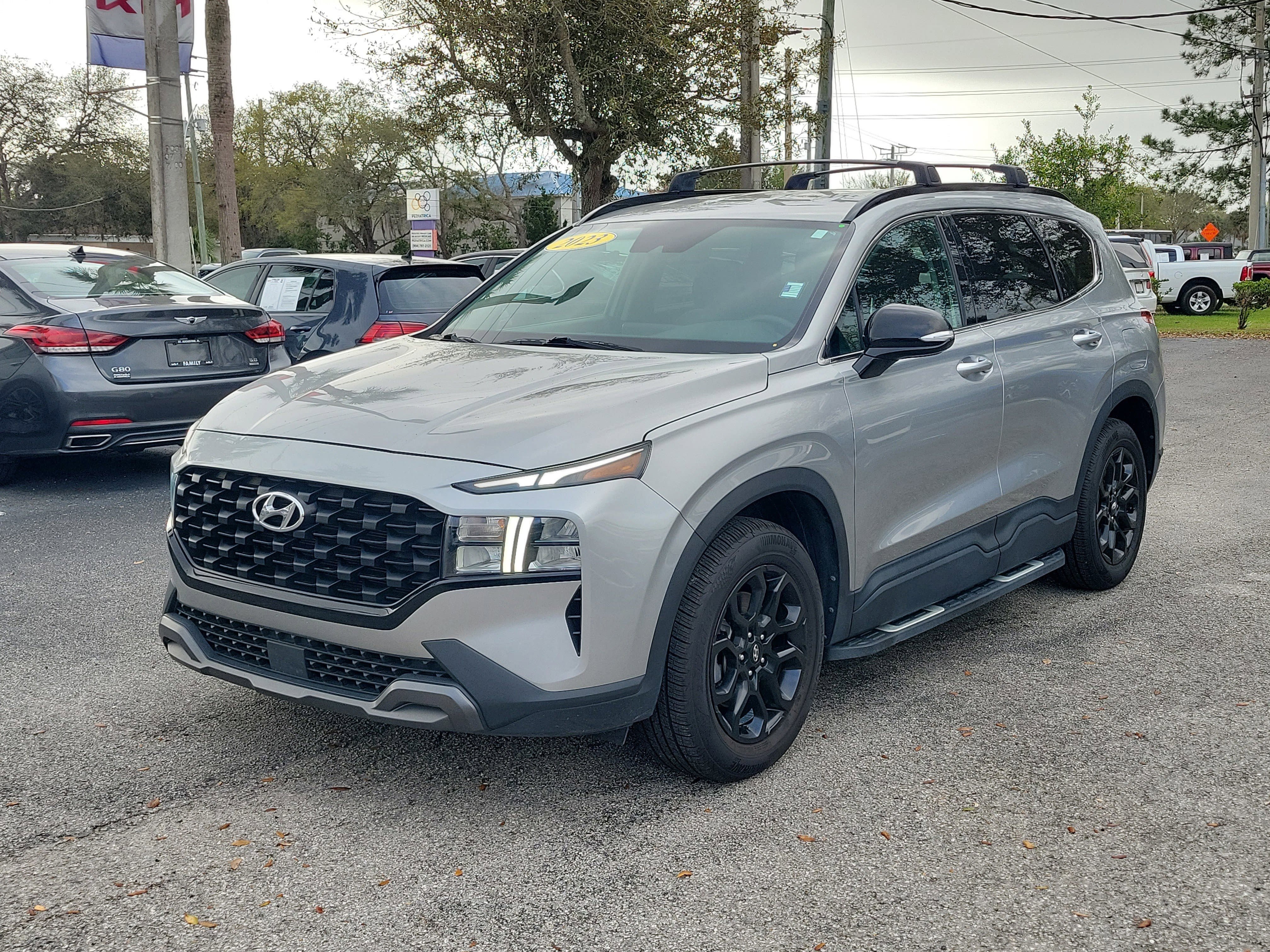 Used 2023 Hyundai Santa Fe XRT image 3
