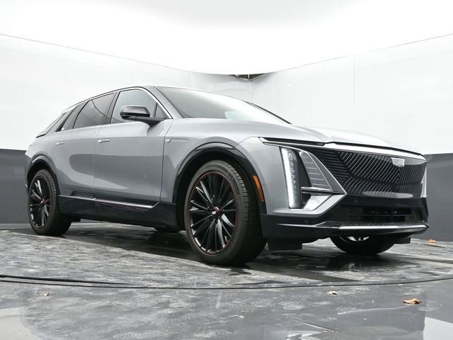 New 2025 Cadillac Lyriq Luxury image 39