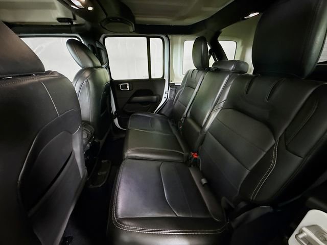 Used 2023 Jeep Wrangler Unlimited Sahara AWD/4WD image 23