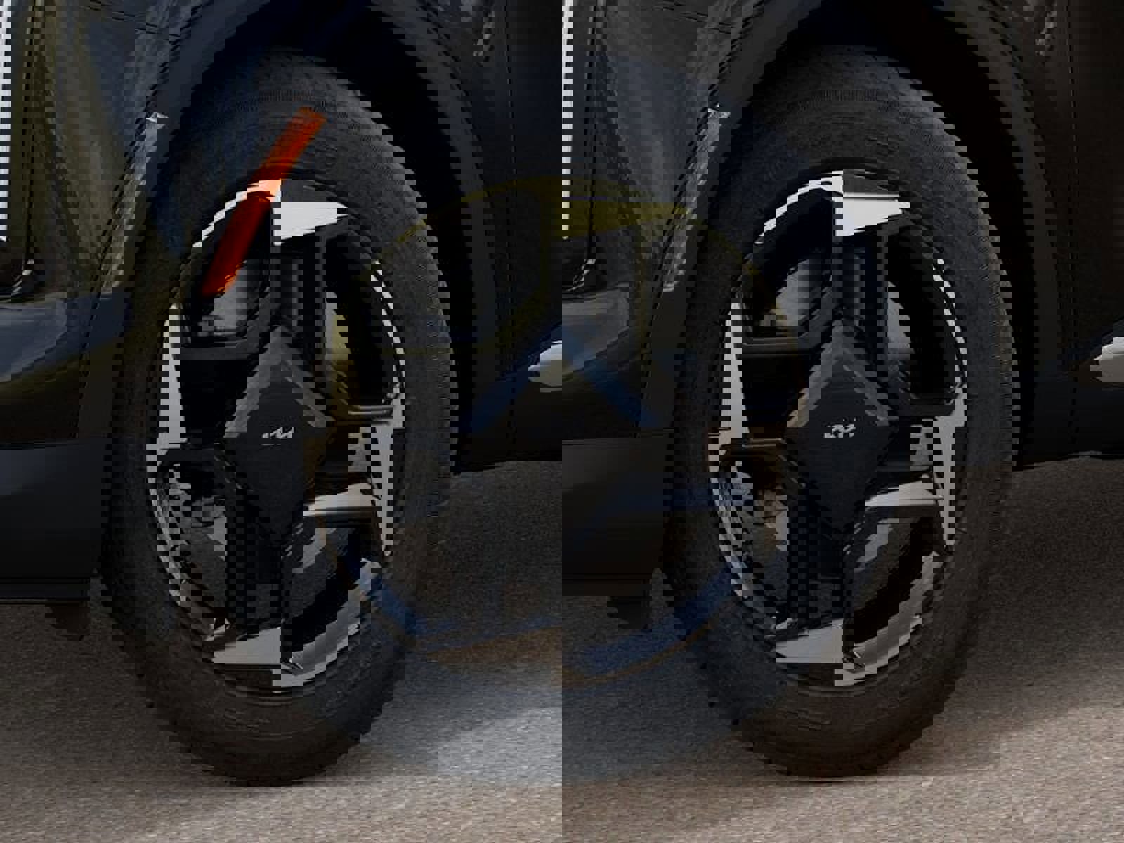 New 2026 Kia Sportage EX image 9