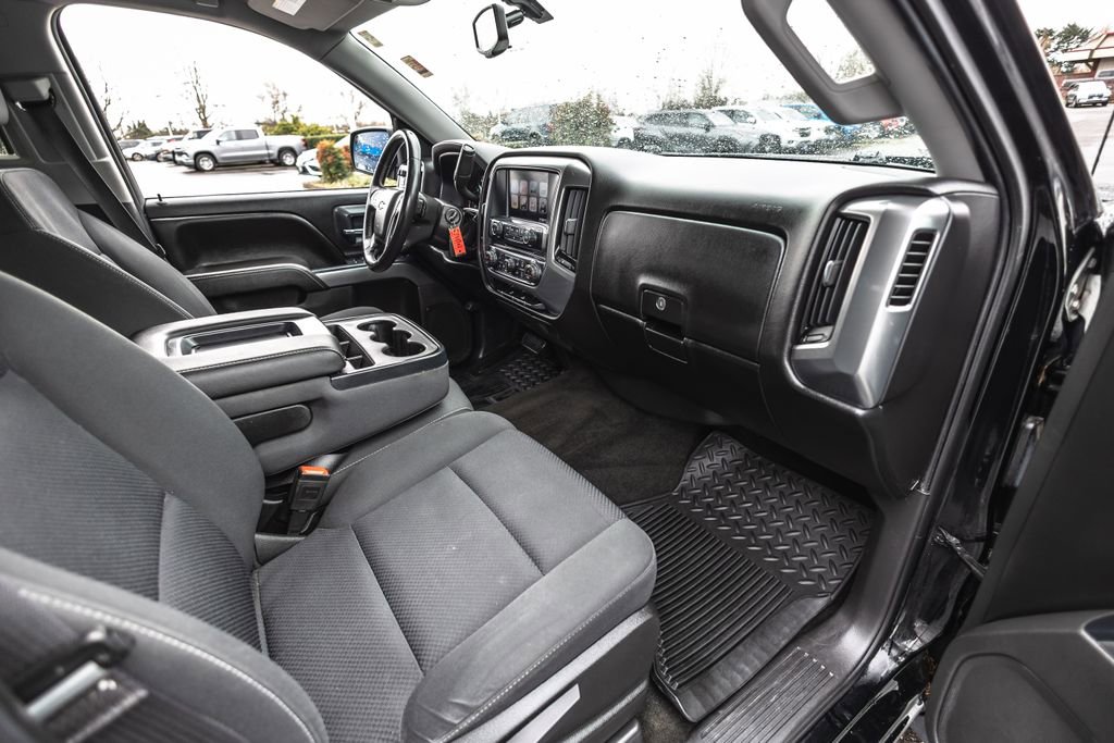 Used 2017 Chevrolet Silverado 1500 LT w/ True North Edition image 31