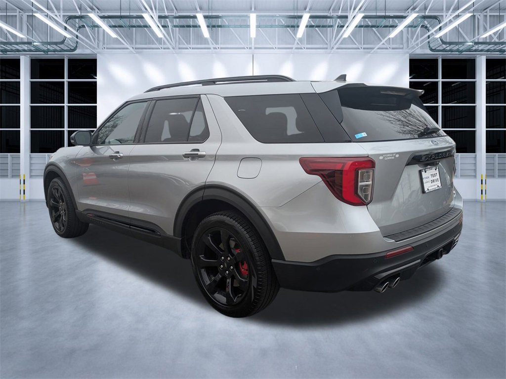 Used 2023 Ford Explorer ST w/ Equipment Group 401A image 7