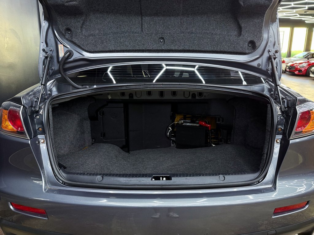 Used 2010 Mitsubishi Lancer Evolution SE image 25