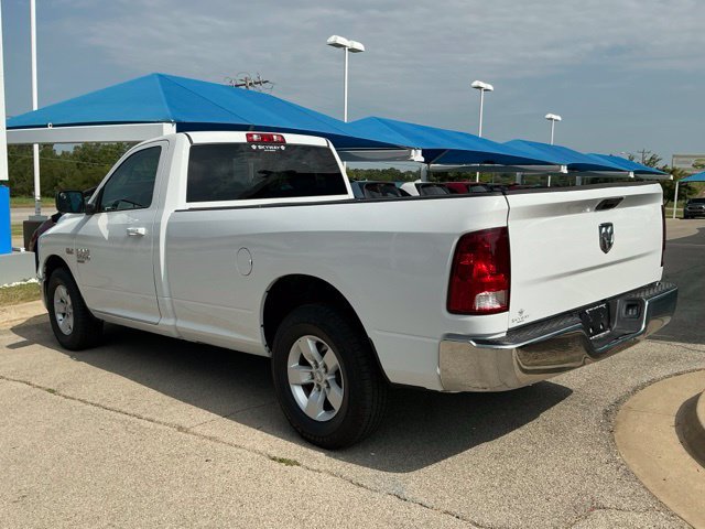 Used 2021 RAM 1500 Classic SLT AWD/4WD image 4