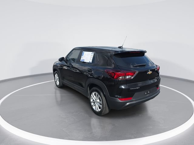 Used 2023 Chevrolet TrailBlazer LS FWD image 3