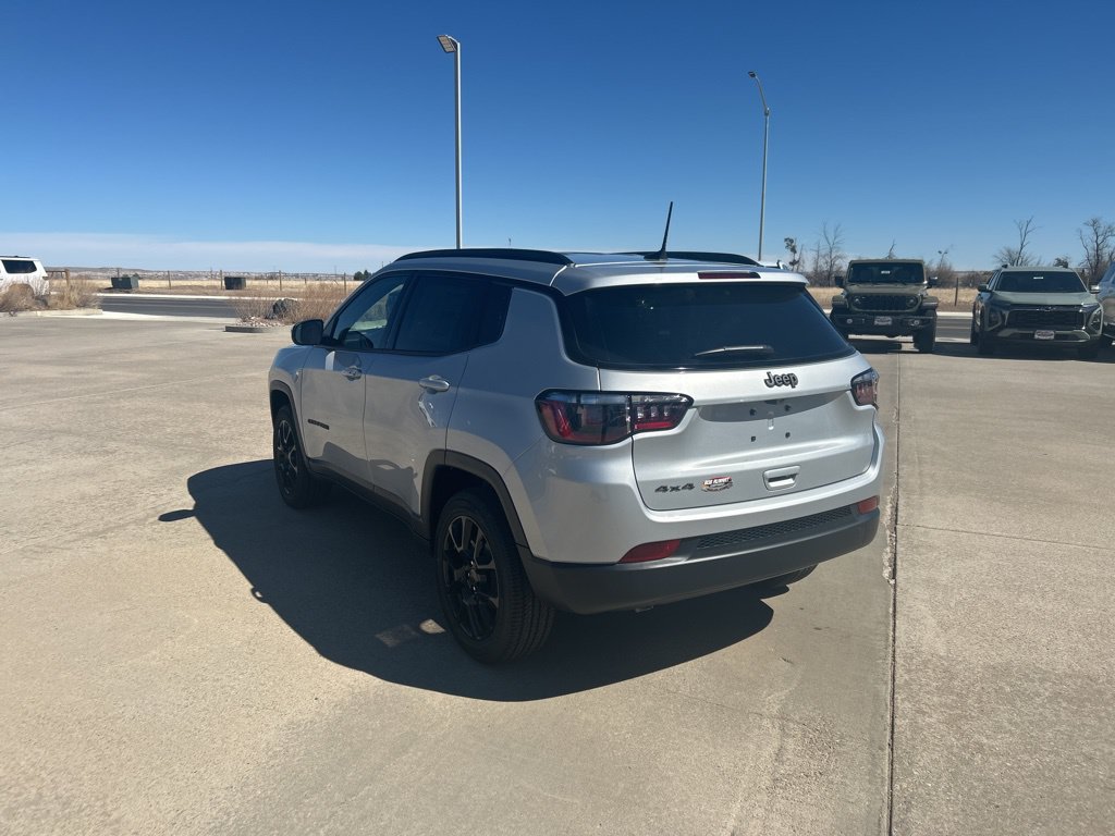New 2026 Jeep Compass Latitude AWD/4WD image 3