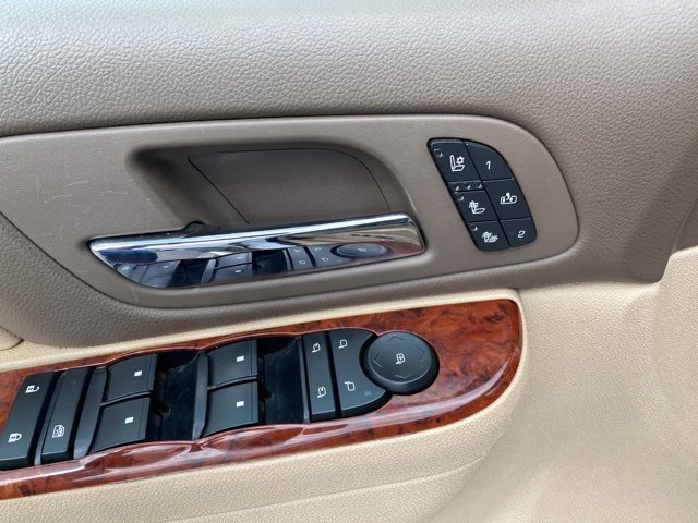 Used 2014 Chevrolet Silverado 2500 LTZ w/ LTZ Plus Package image 8