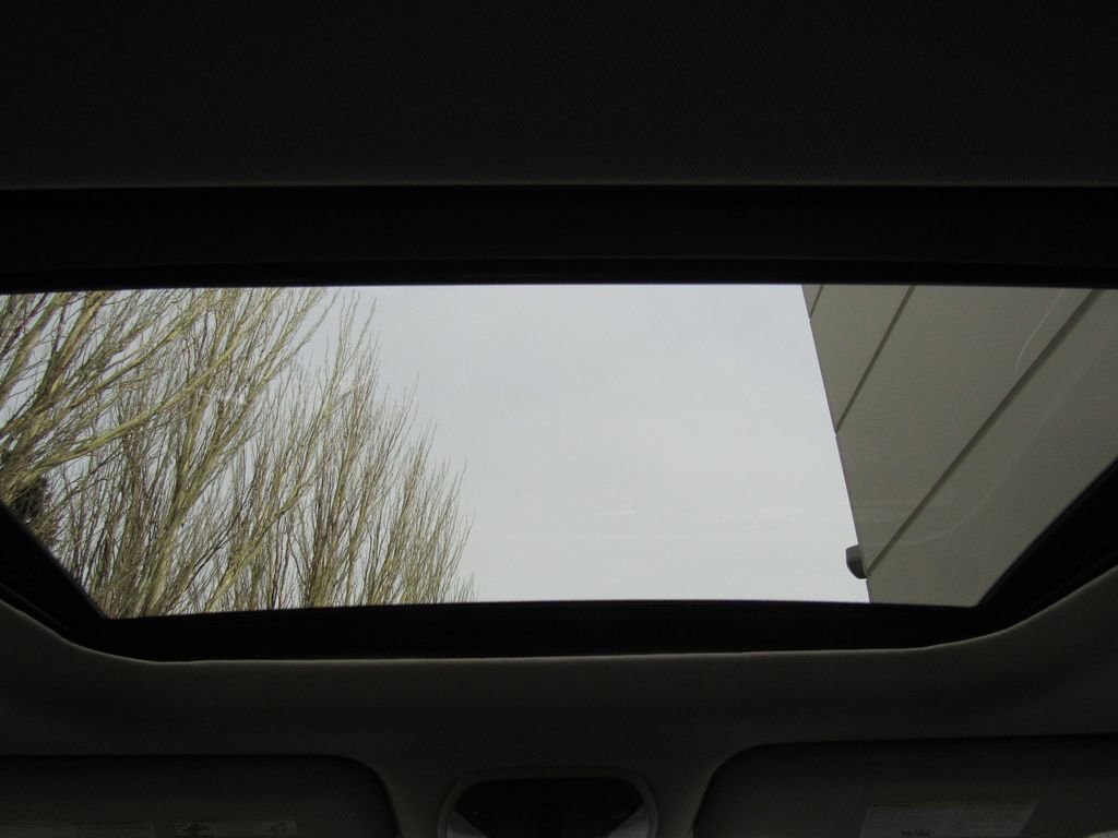 Used 2025 INFINITI QX60 Luxe image 30