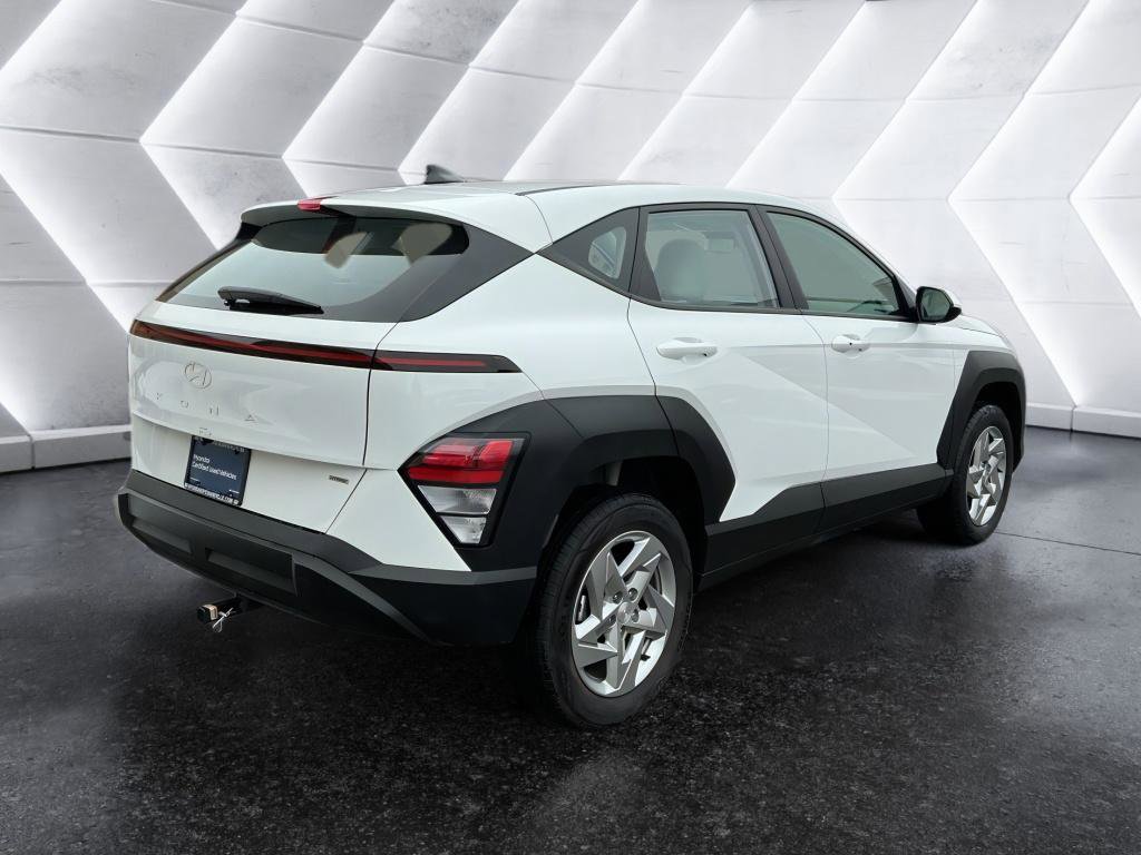 Certified 2026 Hyundai Kona SE image 4