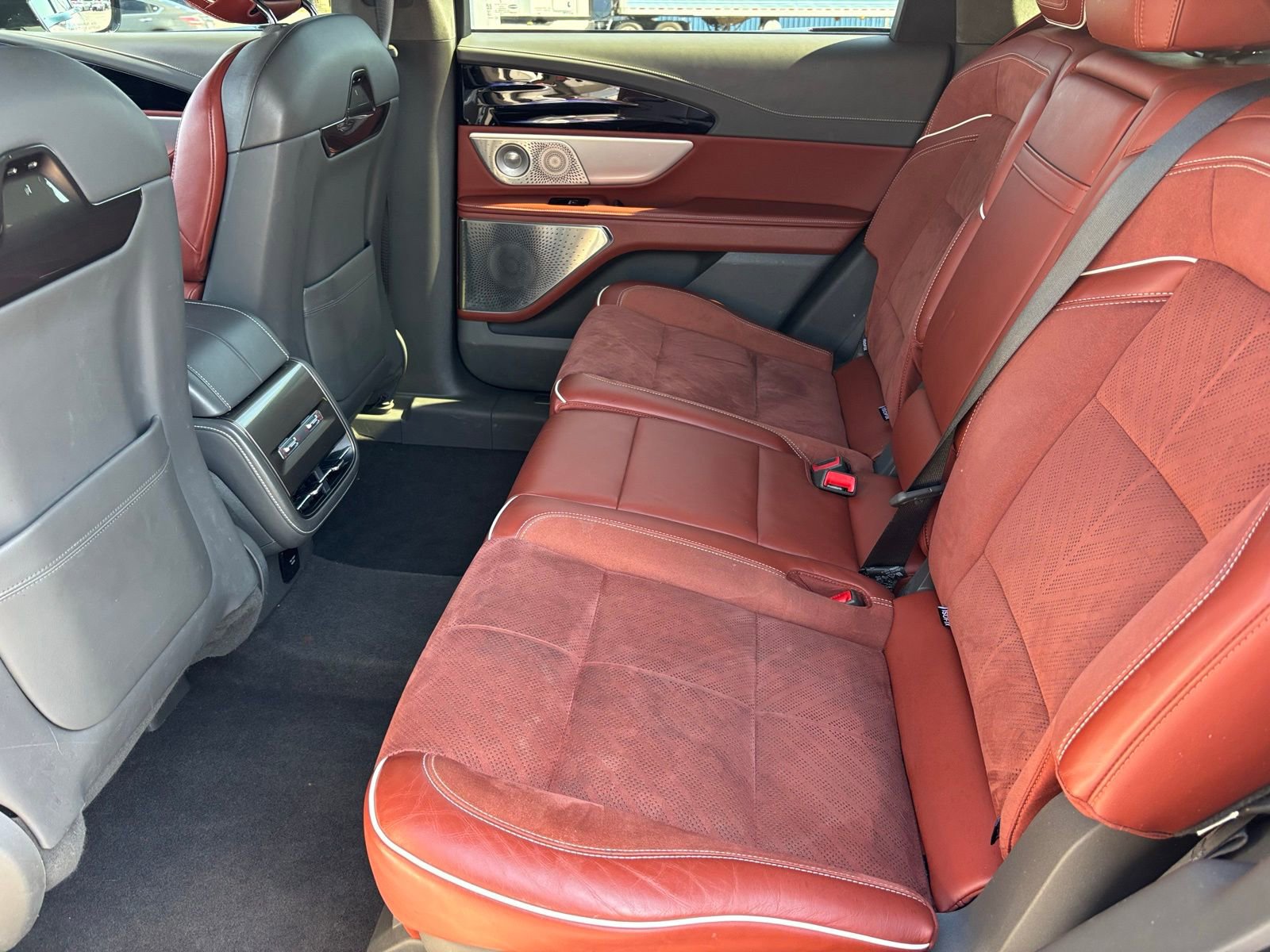 Used 2024 Lincoln Nautilus Black Label image 19