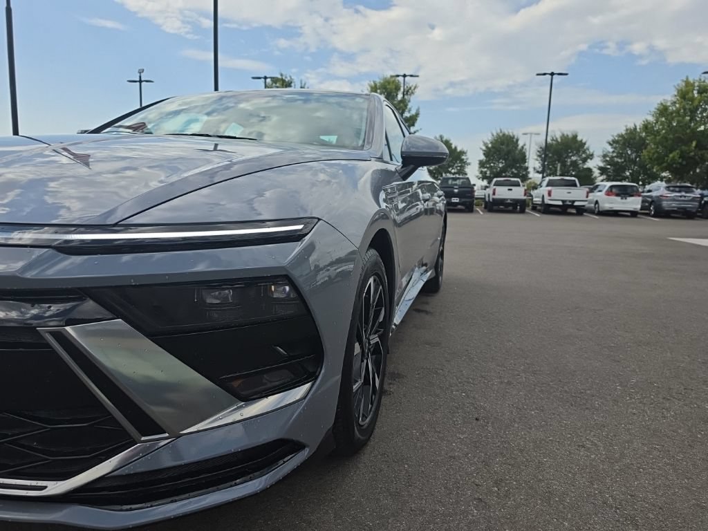 Certified 2025 Hyundai Sonata SEL FWD image 18