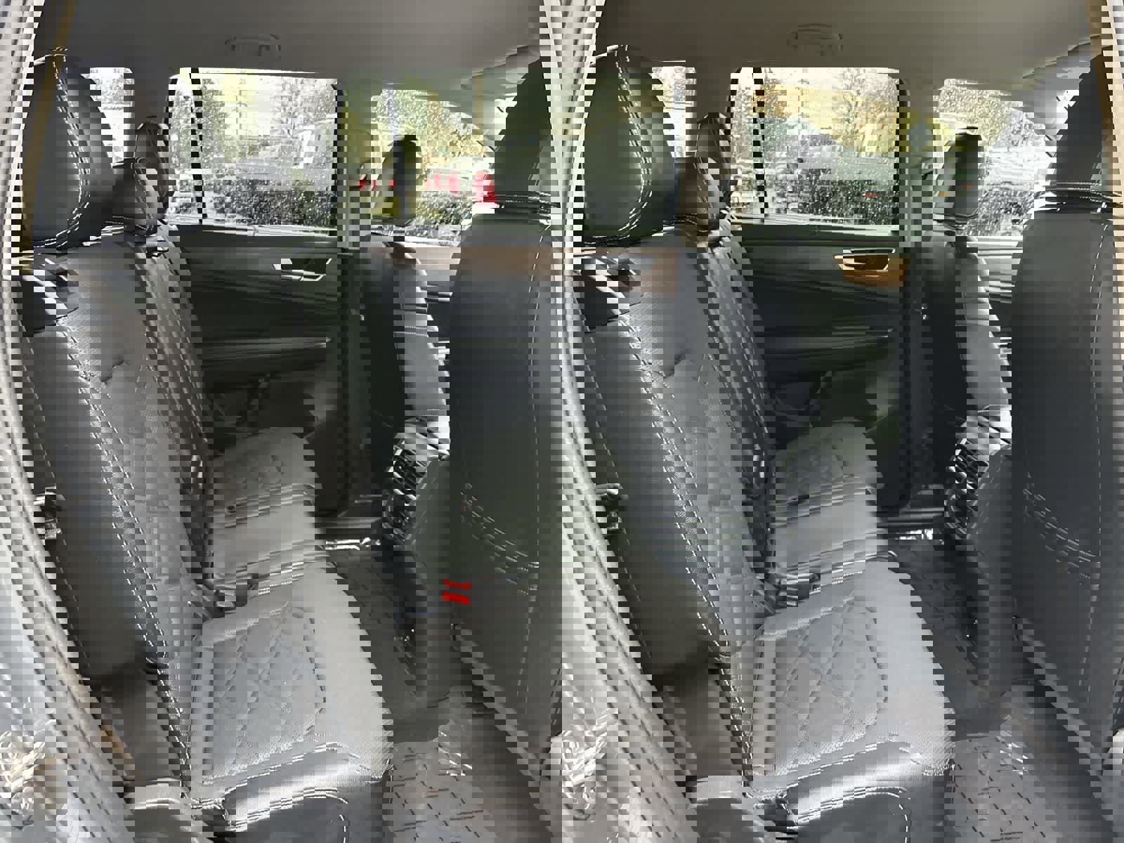 Used 2024 Volkswagen Atlas SE image 6