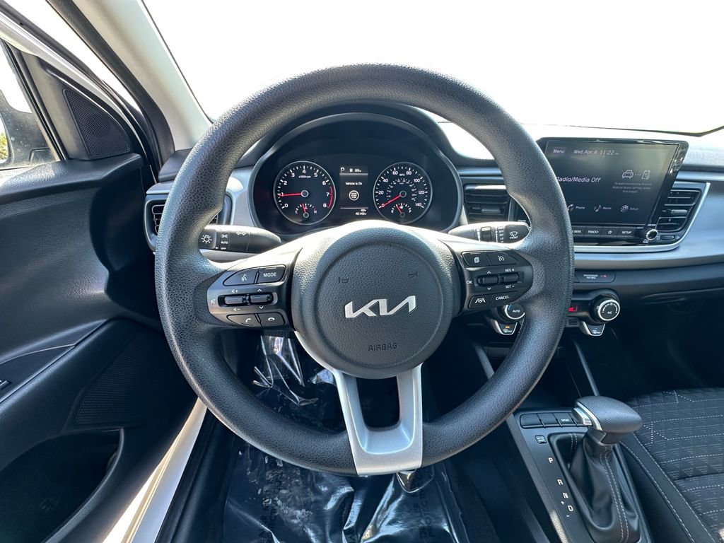 Used 2022 Kia Rio S w/ Technology Package image 12