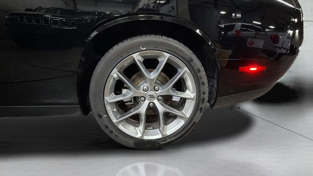 Used 2023 Dodge Challenger GT image 17