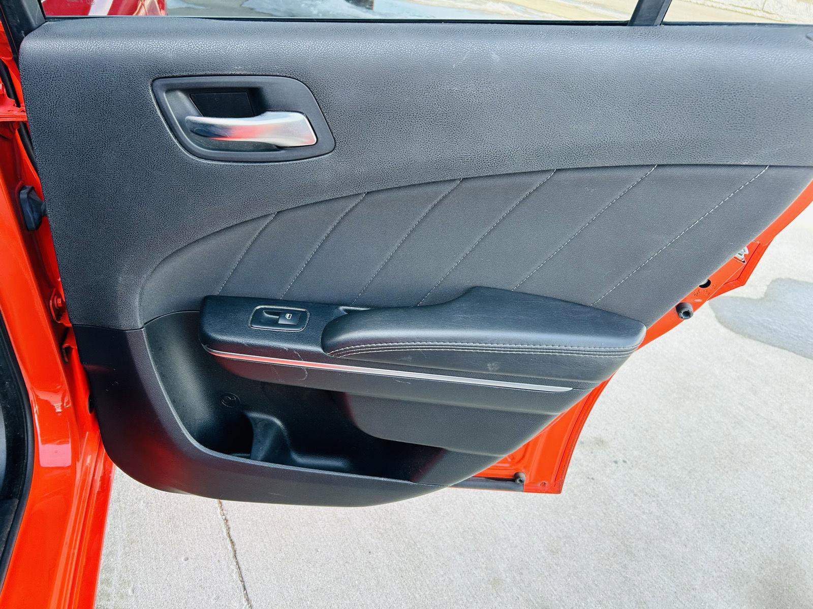 Used 2018 Dodge Charger SXT Plus image 24