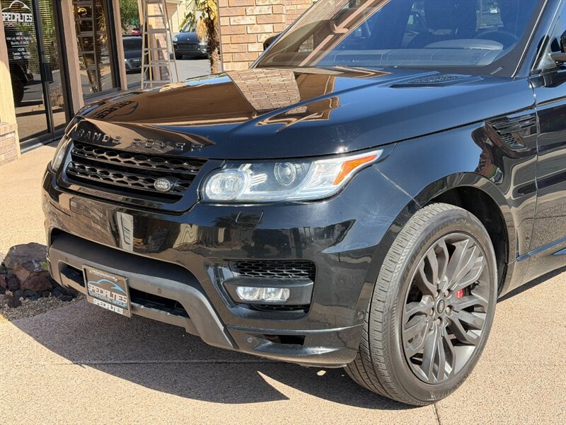 Used 2017 Land Rover Range Rover Sport HSE Dynamic AWD/4WD image 12