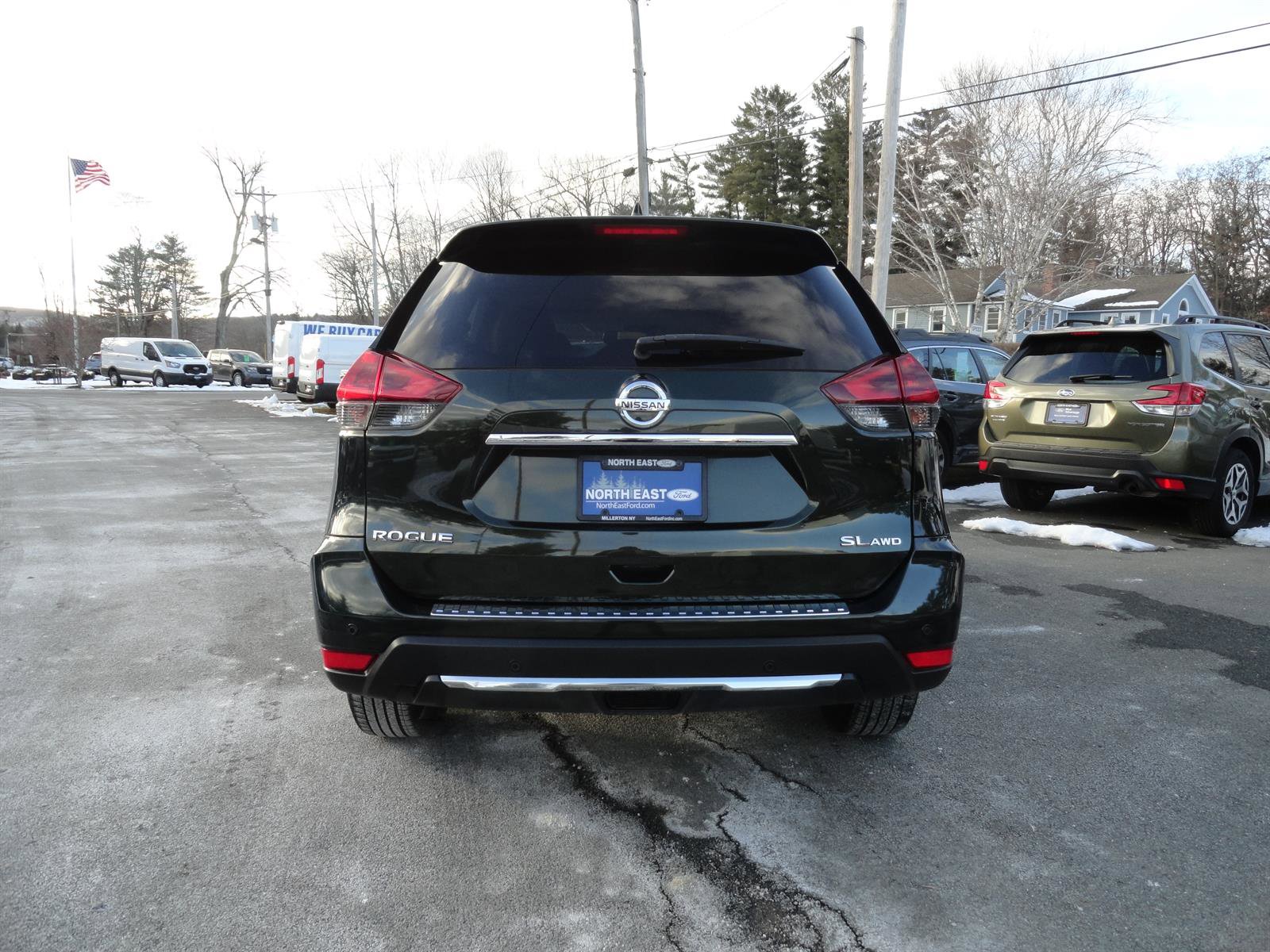 Used 2020 Nissan Rogue SL w/ Premium Package image 6