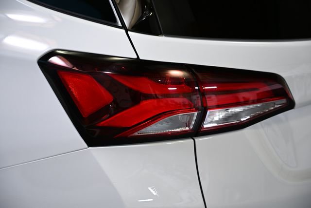 Used 2022 Chevrolet Equinox Premier image 15