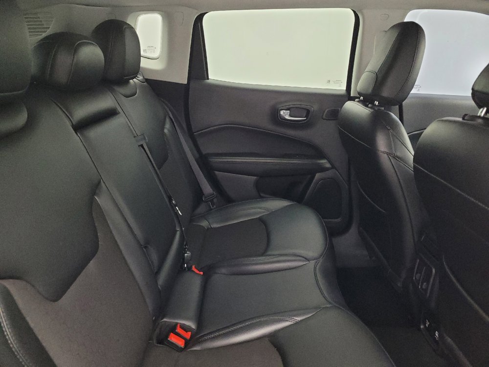 Used 2021 Jeep Compass Latitude w/ Sun and Sound Group FWD image 19