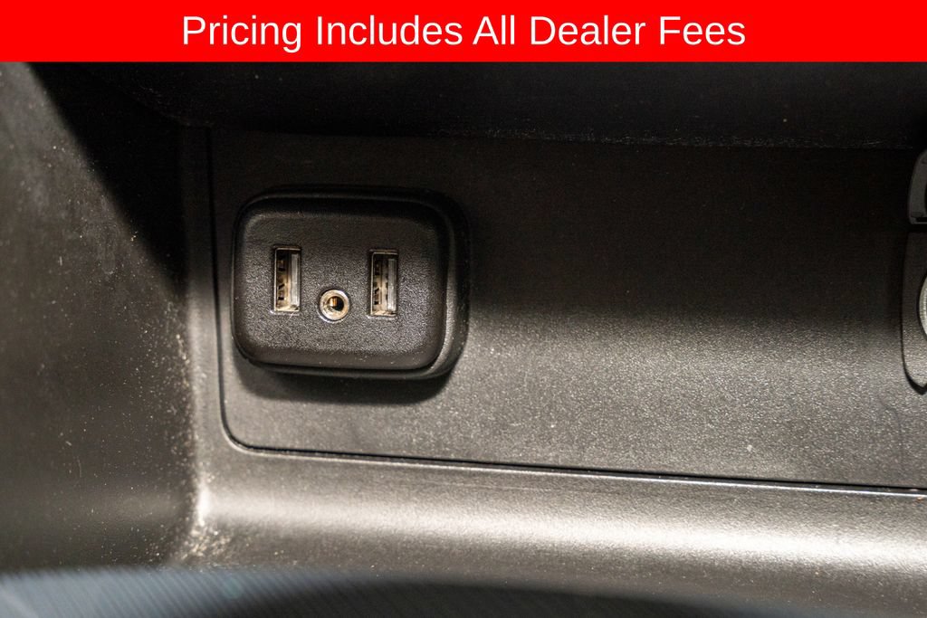 Used 2021 Chevrolet Colorado Z71 AWD/4WD image 16